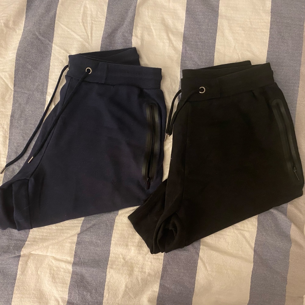 Pair of 2 BLU ROCK sweat shorts!